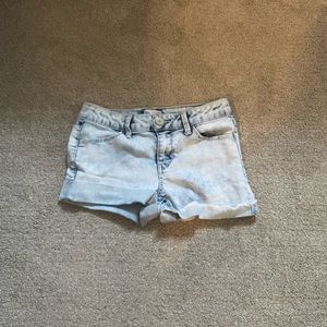 SO light washed denim jean shorts Size kids 12